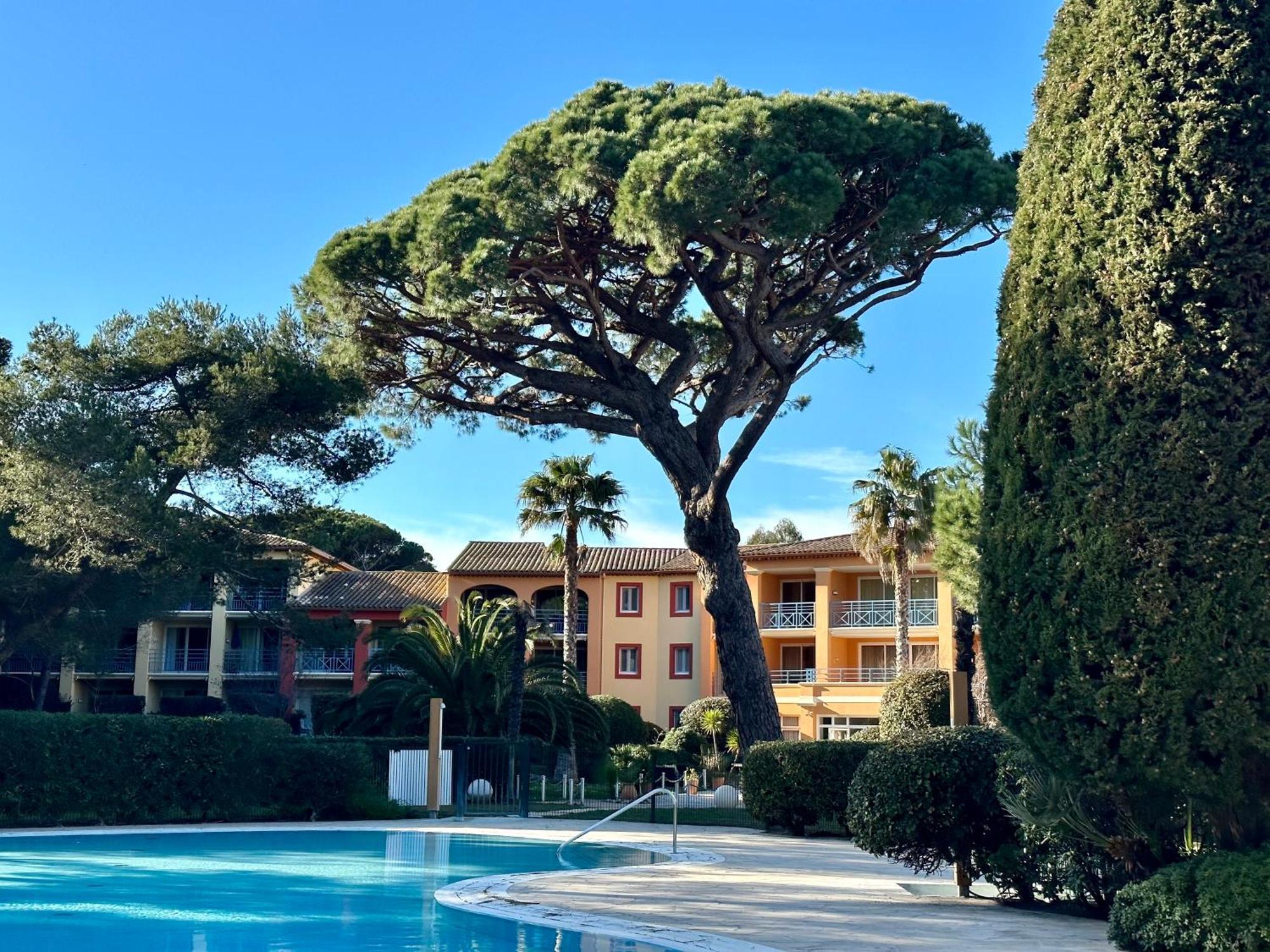Badine Beach 5P Plage Piscine Balneo Clim Jardin Exotique イエール エクステリア 写真